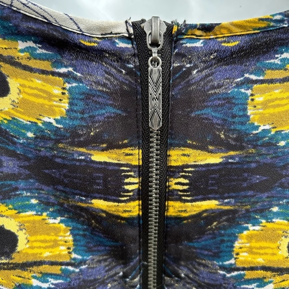 Nicole Richie for Impulse pleated patterned dress, size 8 - Picture 11 of 13